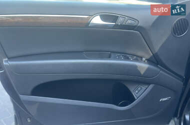 Внедорожник / Кроссовер Audi Q7 2007 в 