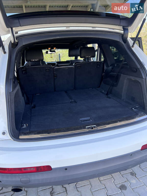 Позашляховик / Кросовер Audi Q7 2008 в Чернівцях