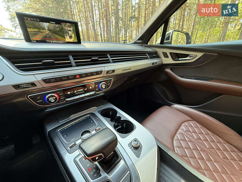 Внедорожник / Кроссовер Audi Q7 2019 в Киеве