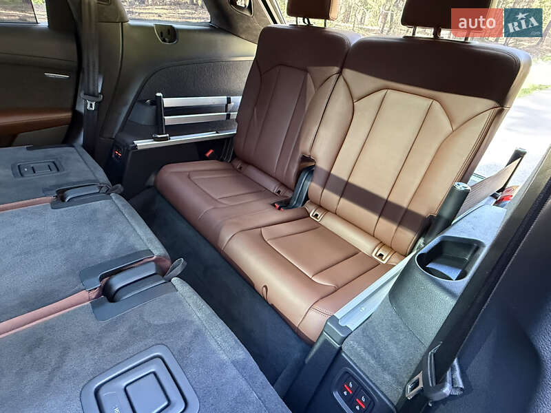 Внедорожник / Кроссовер Audi Q7 2019 в Киеве