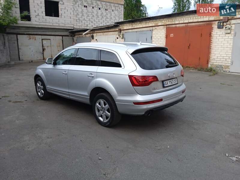 Внедорожник / Кроссовер Audi Q7 2011 в Киеве