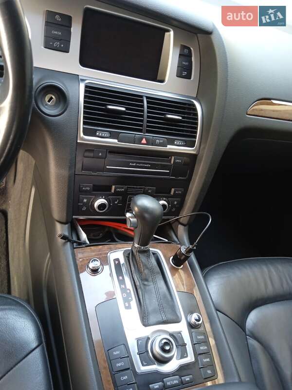 Внедорожник / Кроссовер Audi Q7 2011 в Киеве