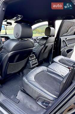 Внедорожник / Кроссовер Audi Q7 2013 в 