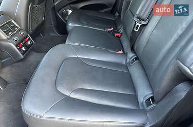 Позашляховик / Кросовер Audi Q7 2014 в 