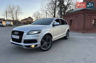Позашляховик / Кросовер Audi Q7 2014 в 