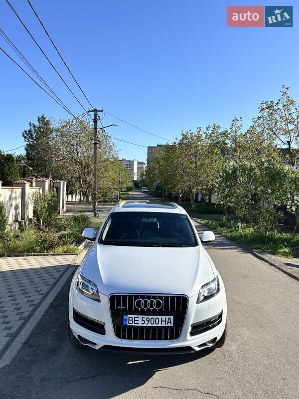Внедорожник / Кроссовер Audi Q7 2013 в Николаеве