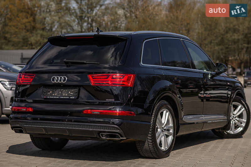 Внедорожник / Кроссовер Audi Q7 2015 в Львове