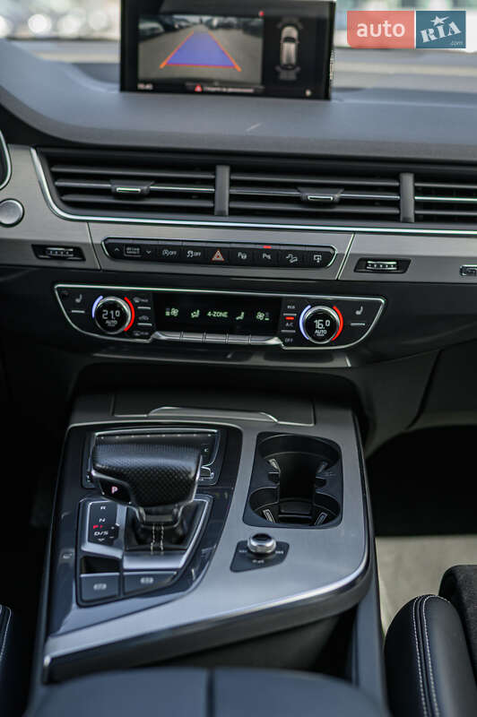 Внедорожник / Кроссовер Audi Q7 2015 в Львове