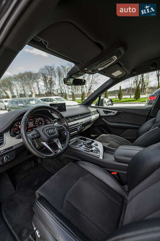 Внедорожник / Кроссовер Audi Q7 2015 в Львове