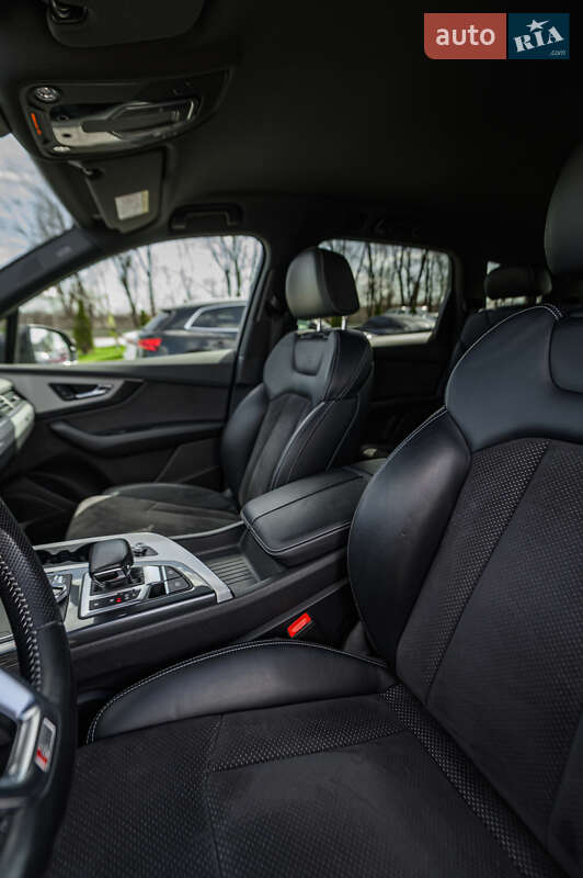 Внедорожник / Кроссовер Audi Q7 2015 в Львове