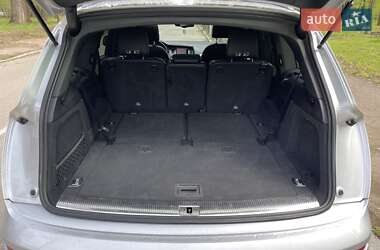 Внедорожник / Кроссовер Audi Q7 2013 в 