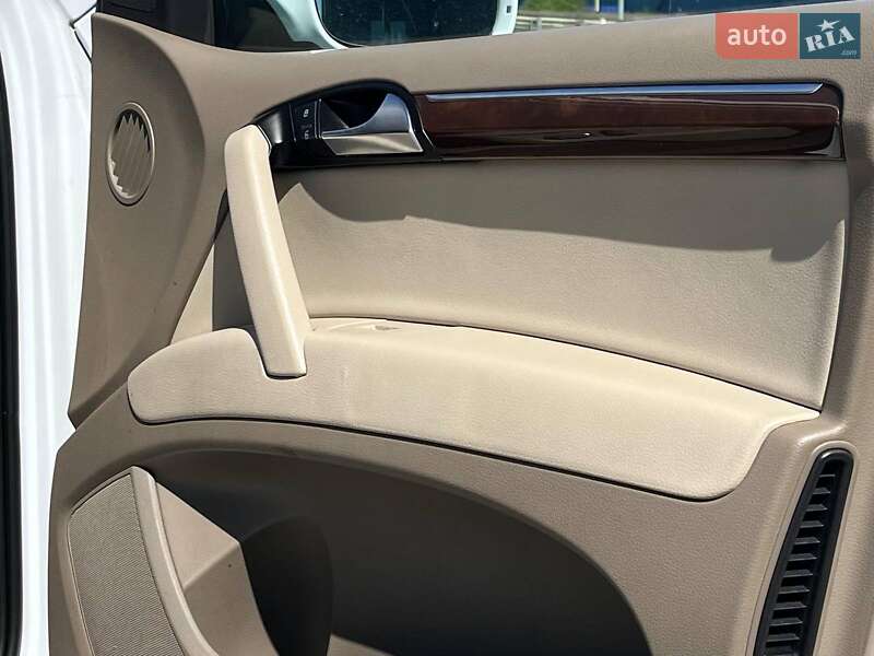 Внедорожник / Кроссовер Audi Q7 2012 в Львове