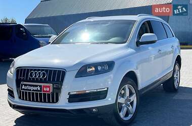 Позашляховик / Кросовер Audi Q7 2012 в 