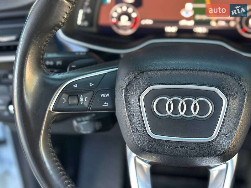 Внедорожник / Кроссовер Audi Q7 2016 в Днепре