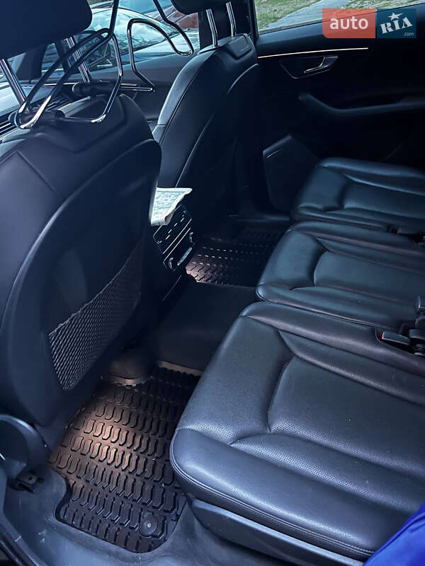 Внедорожник / Кроссовер Audi Q7 2016 в Харькове