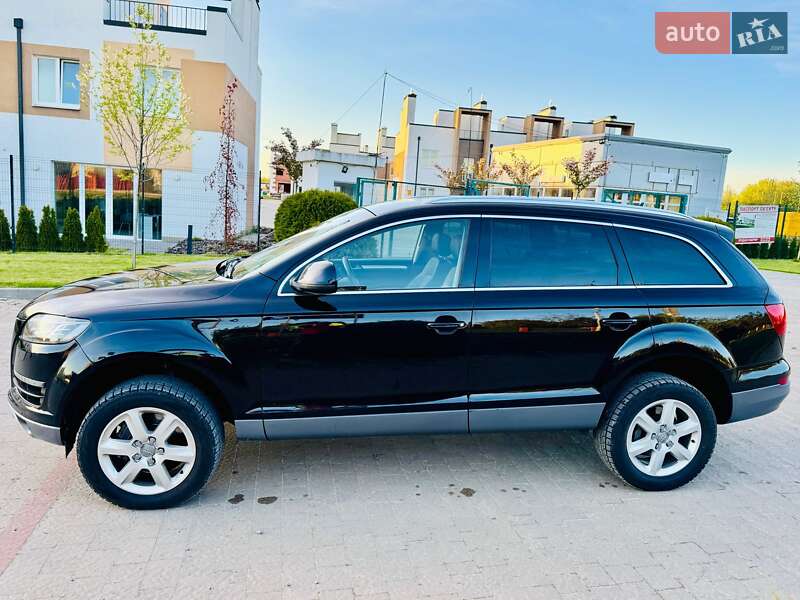 Позашляховик / Кросовер Audi Q7 2013 в Львові
