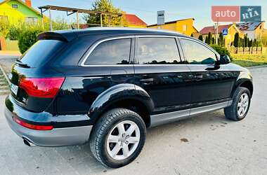 Внедорожник / Кроссовер Audi Q7 2013 в 