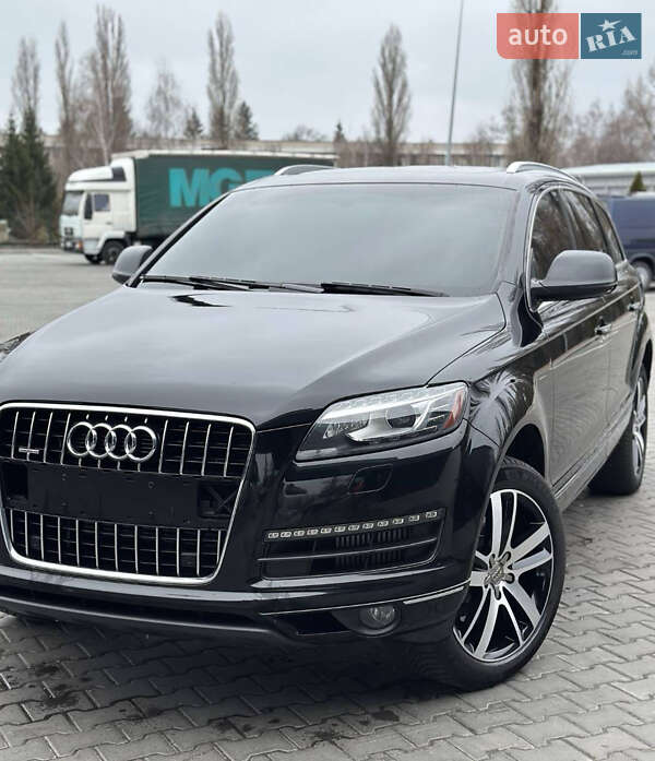 Внедорожник / Кроссовер Audi Q7 2014 в Кременчуге