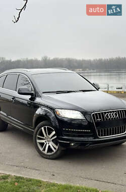 Внедорожник / Кроссовер Audi Q7 2014 в 