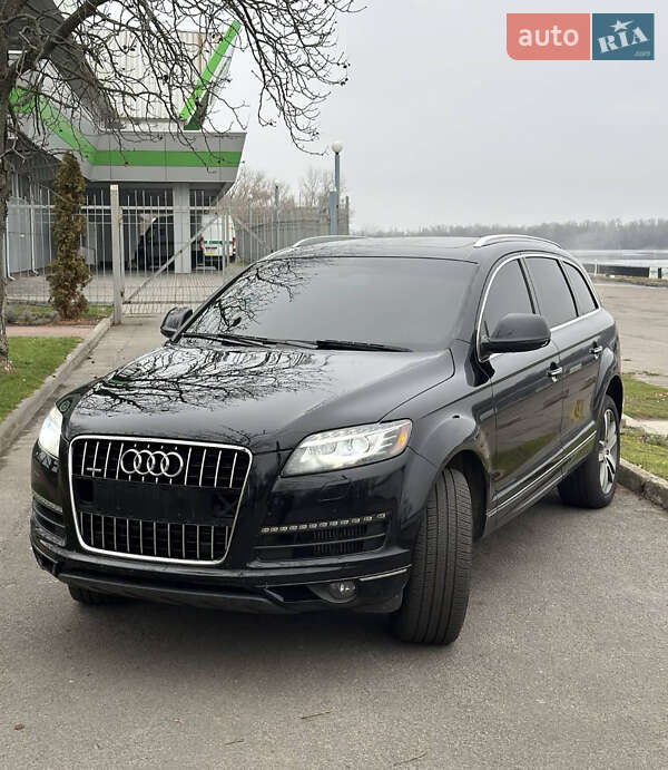 Внедорожник / Кроссовер Audi Q7 2014 в Кременчуге