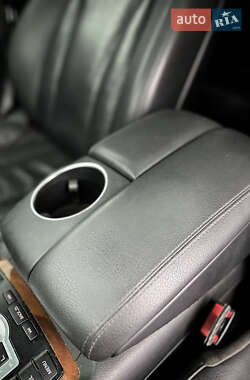 Внедорожник / Кроссовер Audi Q7 2014 в 