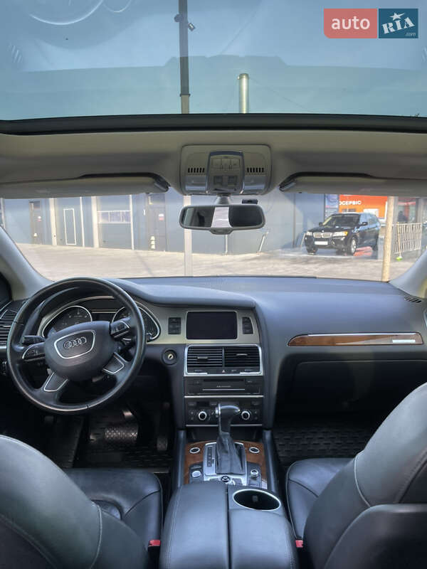Внедорожник / Кроссовер Audi Q7 2015 в Луцке