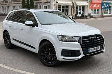 Внедорожник / Кроссовер Audi Q7 2017 в 