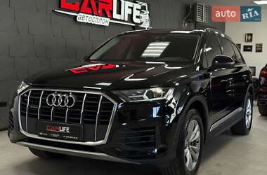 Внедорожник / Кроссовер Audi Q7 2020 в 