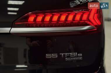 Внедорожник / Кроссовер Audi Q7 2020 в 