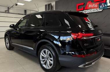Внедорожник / Кроссовер Audi Q7 2020 в 