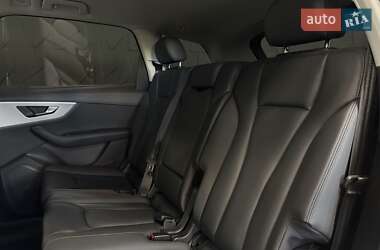 Внедорожник / Кроссовер Audi Q7 2020 в 