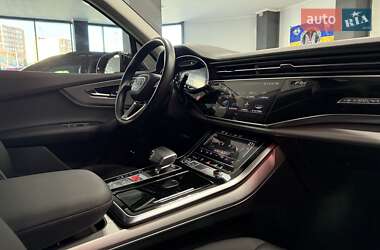 Внедорожник / Кроссовер Audi Q7 2020 в 