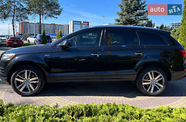 Внедорожник / Кроссовер Audi Q7 2013 в 