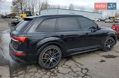 Внедорожник / Кроссовер Audi Q7 2020 в 