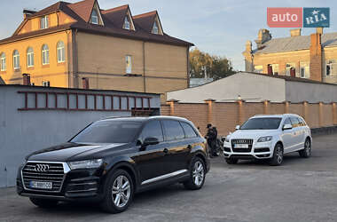 Позашляховик / Кросовер Audi Q7 2015 в 