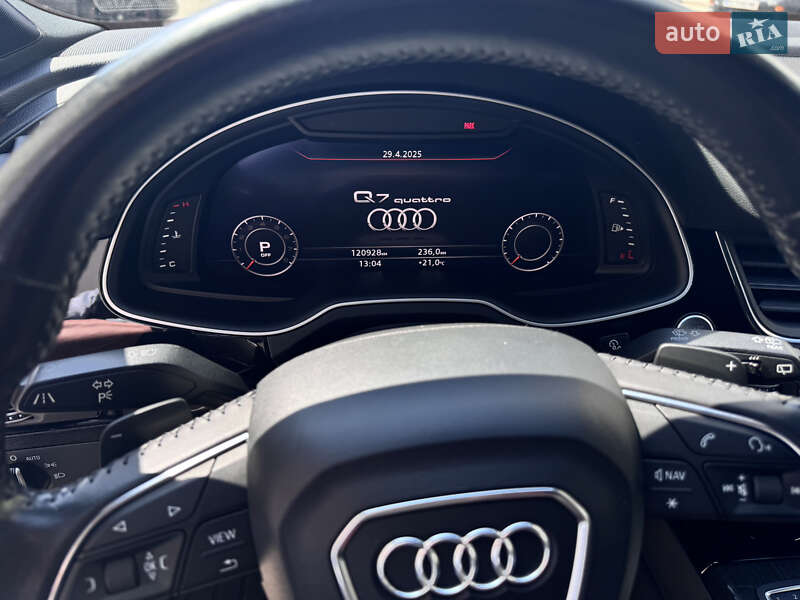 Позашляховик / Кросовер Audi Q7 2016 в Львові