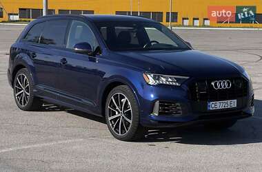 Внедорожник / Кроссовер Audi Q7 2020 в 