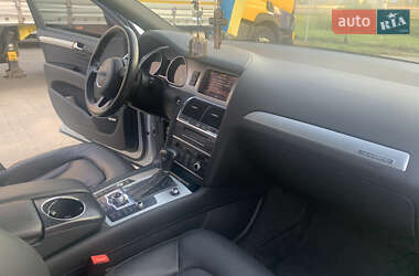 Внедорожник / Кроссовер Audi Q7 2012 в 