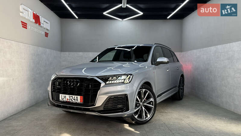 Позашляховик / Кросовер Audi Q7 2020 в Сваляві