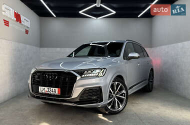 Внедорожник / Кроссовер Audi Q7 2020 в 