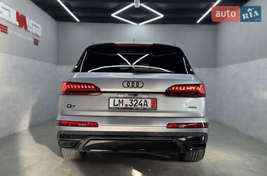 Внедорожник / Кроссовер Audi Q7 2020 в 