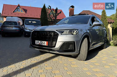 Внедорожник / Кроссовер Audi Q7 2020 в 