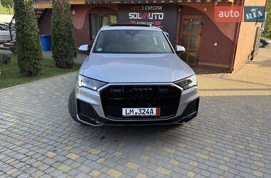 Внедорожник / Кроссовер Audi Q7 2020 в 