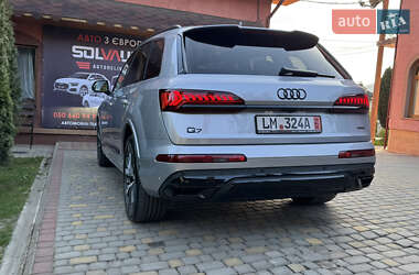 Внедорожник / Кроссовер Audi Q7 2020 в 