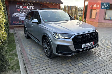 Внедорожник / Кроссовер Audi Q7 2020 в 