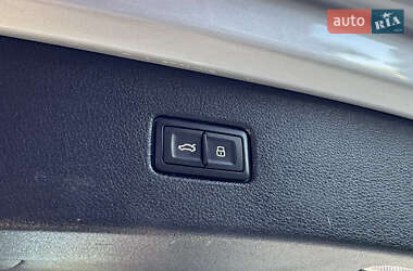 Внедорожник / Кроссовер Audi Q7 2020 в 