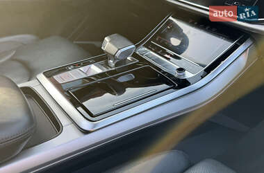 Внедорожник / Кроссовер Audi Q7 2020 в 