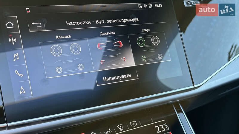 Позашляховик / Кросовер Audi Q7 2020 в Сваляві