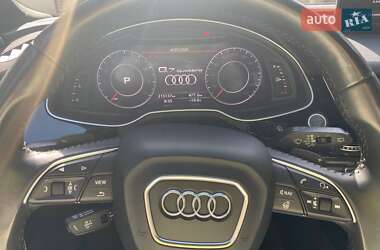 Позашляховик / Кросовер Audi Q7 2017 в 