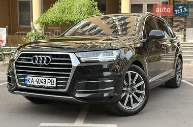 Позашляховик / Кросовер Audi Q7 2016 в Києві